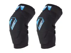 7 Protection "Flex" Knee Pads - Black/Blue 7 Protection "Flex" Knee Pads - Black/Blue