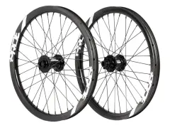 Pride Racing "Gravity / Fusion" BMX Race Laufräder - Carbon, Disc, 20mm/15mm Achse Pride Racing "Gravity / Fusion" BMX Race Laufräder - Carbon, Disc, 20mm/15mm Achse
