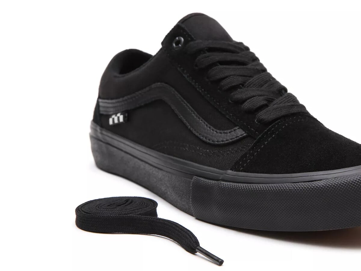 all black vans skate shoes