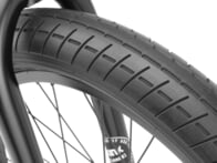 Kink Bikes "Curb" 2022 BMX Rad - Gloss Blood Orange